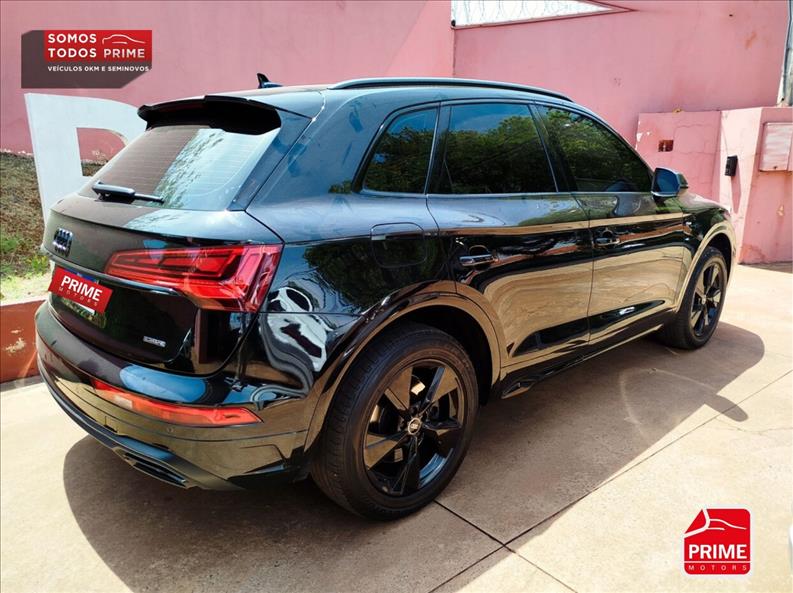 AUDI Q5 2.0 45 TFSI S-line Quattro S Tronic AUDI Q5 2.0 45 TFSI S-line Quattro S Tronic