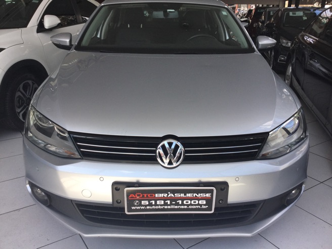 VOLKSWAGEN JETTA 2.0 Comfortline 120cv