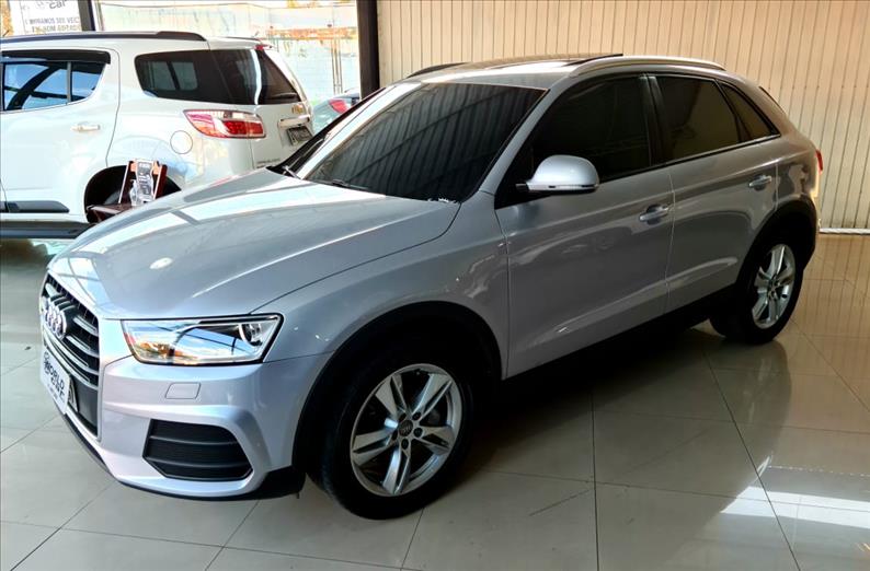 AUDI Q3 1.4 TFSI Ambition S Tronic AUDI Q3 1.4 TFSI Ambition S Tronic