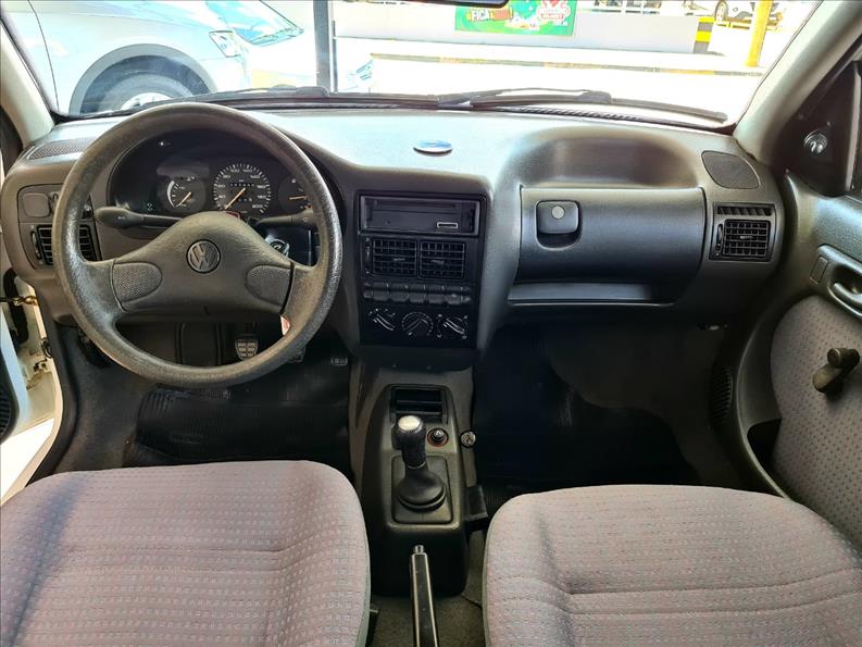 VOLKSWAGEN GOL 1.6 CLI 8V VOLKSWAGEN GOL 1.6 CLI 8V