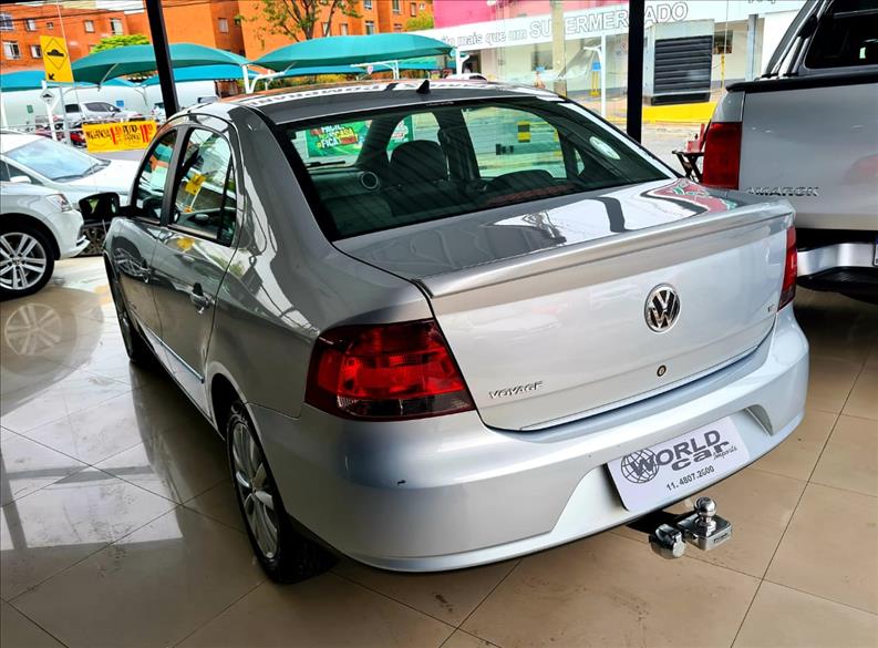 VOLKSWAGEN VOYAGE 1.6 MI Comfortline 8V VOLKSWAGEN VOYAGE 1.6 MI Comfortline 8V
