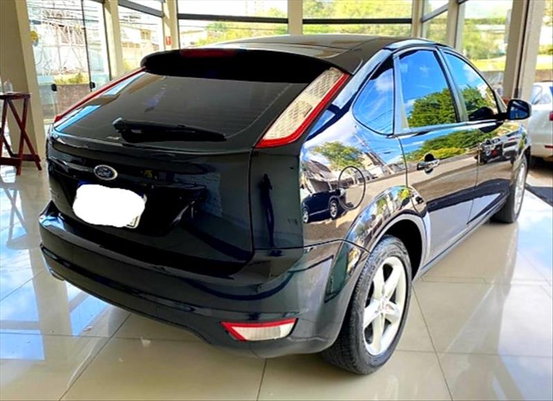 FORD FOCUS 1.6 GL 8V FORD FOCUS 1.6 GL 8V
