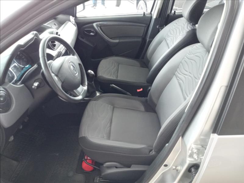 RENAULT DUSTER 1.6 Dynamique 4X2 16V RENAULT DUSTER 1.6 Dynamique 4X2 16V