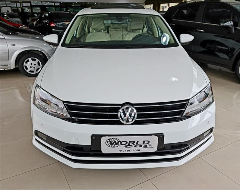 VOLKSWAGEN JETTA 2.0 TSI Highline 211cv VOLKSWAGEN JETTA 2.0 TSI Highline 211cv