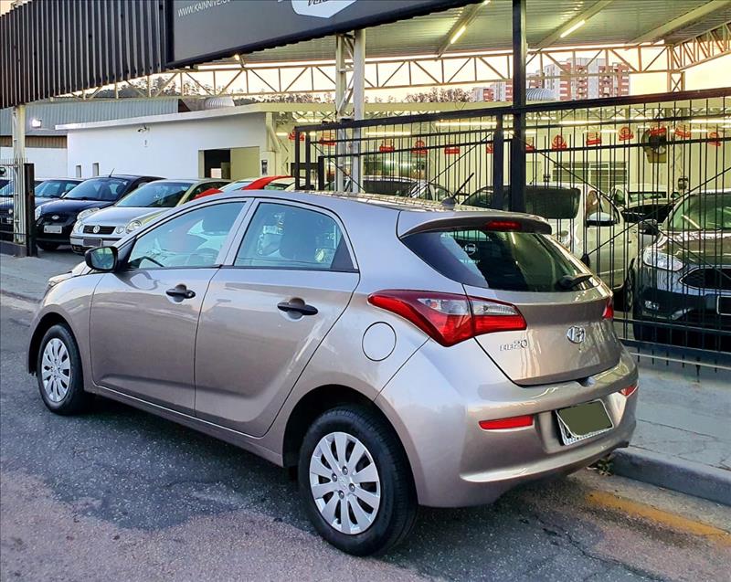HYUNDAI HB20 1.0 Unique 12V HYUNDAI HB20 1.0 Unique 12V