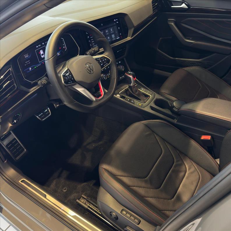 VOLKSWAGEN  JETTA   2.0 350 TSI GLI  - 21911