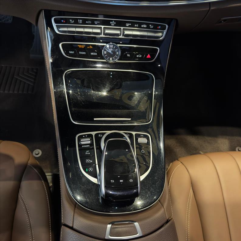 MERCEDES-BENZ  E 300   2.0 CGI Exclusive  - 1124509