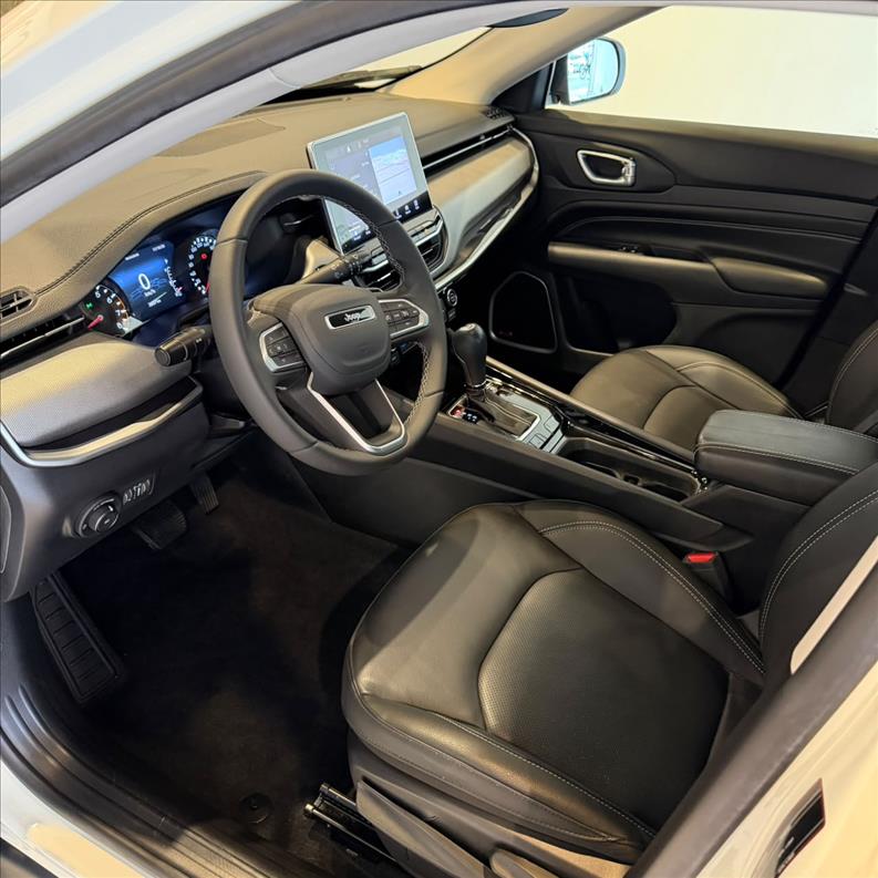 JEEP  COMPASS   1.3 T270 Turbo Longitude  - 10518096