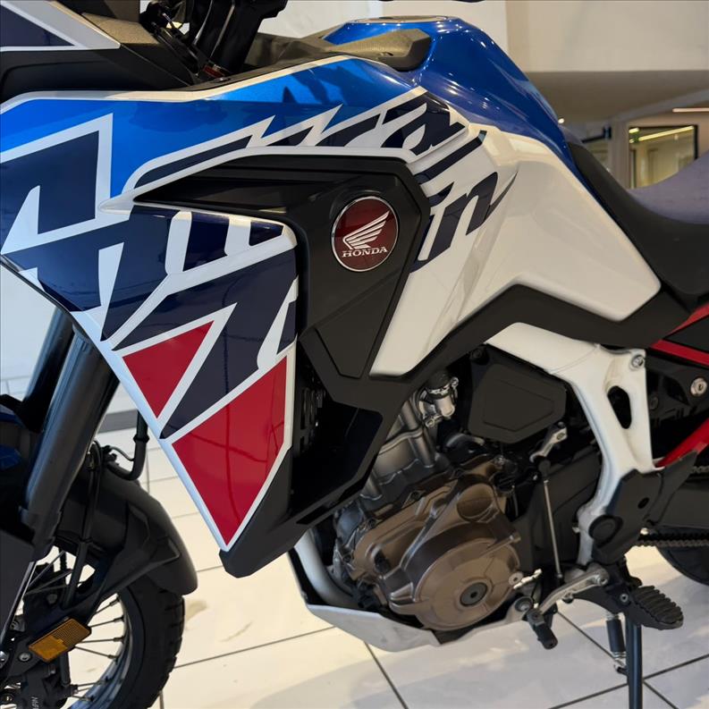 HONDA  CRF 1100L AFRICA TWIN     - 8514077