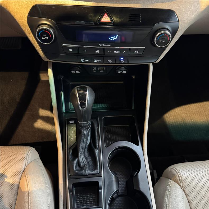 HYUNDAI  TUCSON   1.6 16V T-gdi GLS  - 19200