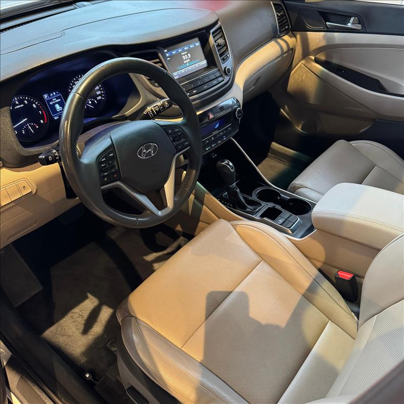 HYUNDAI  TUCSON   1.6 16V T-gdi GLS  - 19197