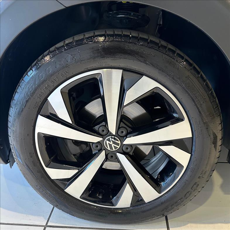 VOLKSWAGEN  NIVUS   1.0 200 TSI Highline  - 6846