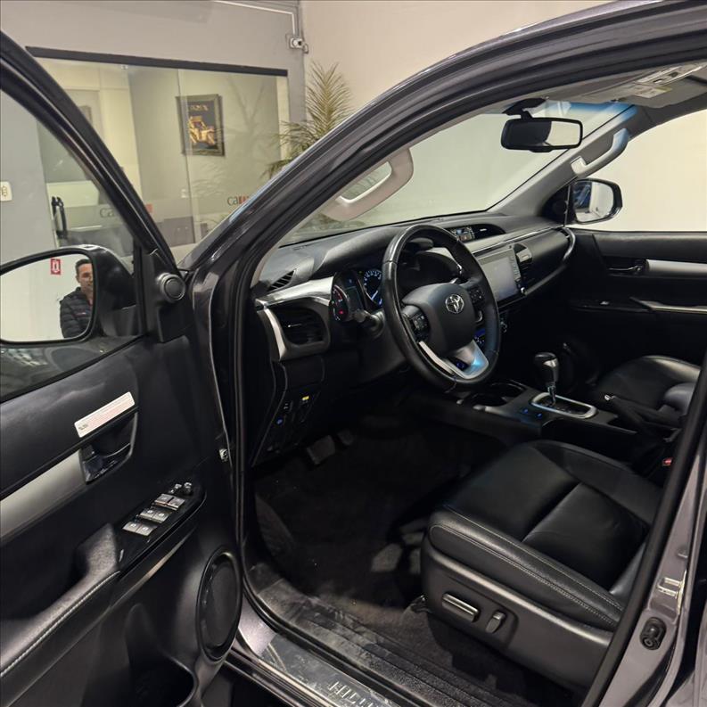 TOYOTA  HILUX   2.8 D-4d Turbo CD SRV 4X4  - 3589456