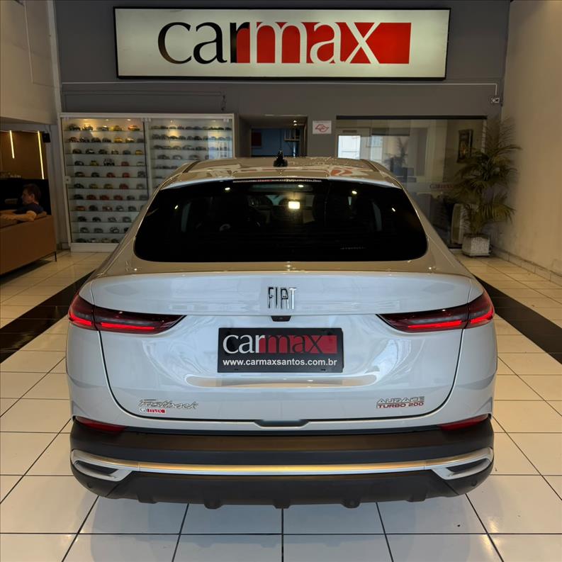 FIAT  FASTBACK   1.0 Turbo 200 Audace  - 8513816