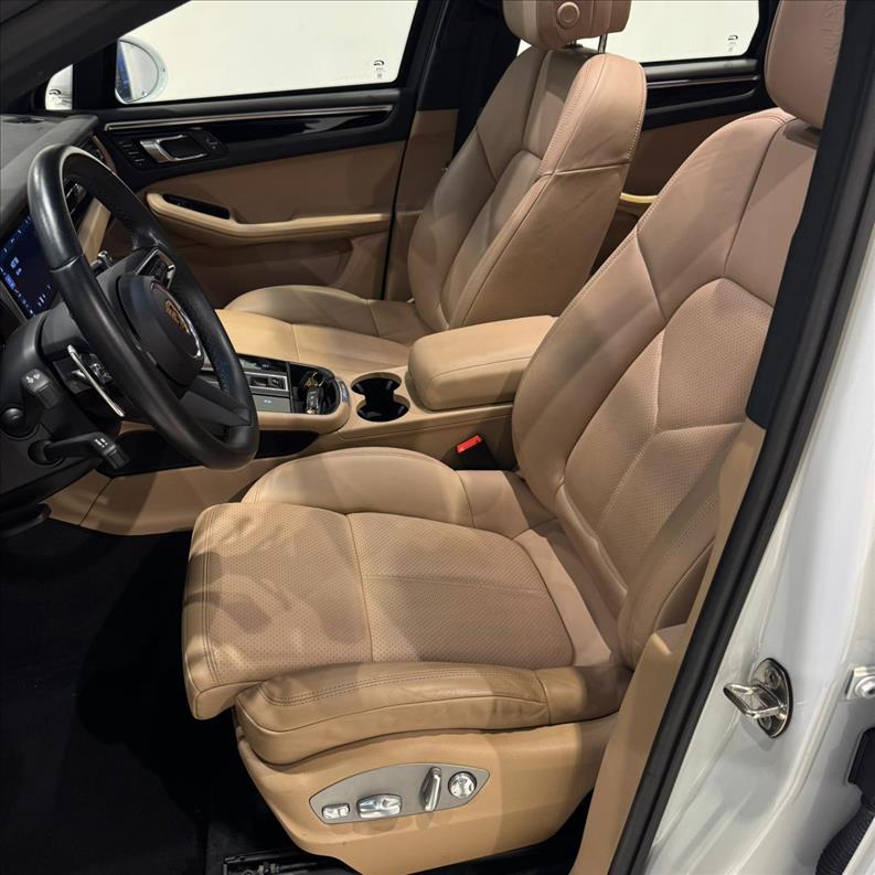 PORSCHE  MACAN   2.0 Turbo  - 1124671