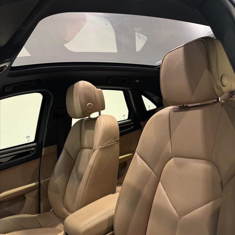 PORSCHE  MACAN   2.0 Turbo  - 1124675