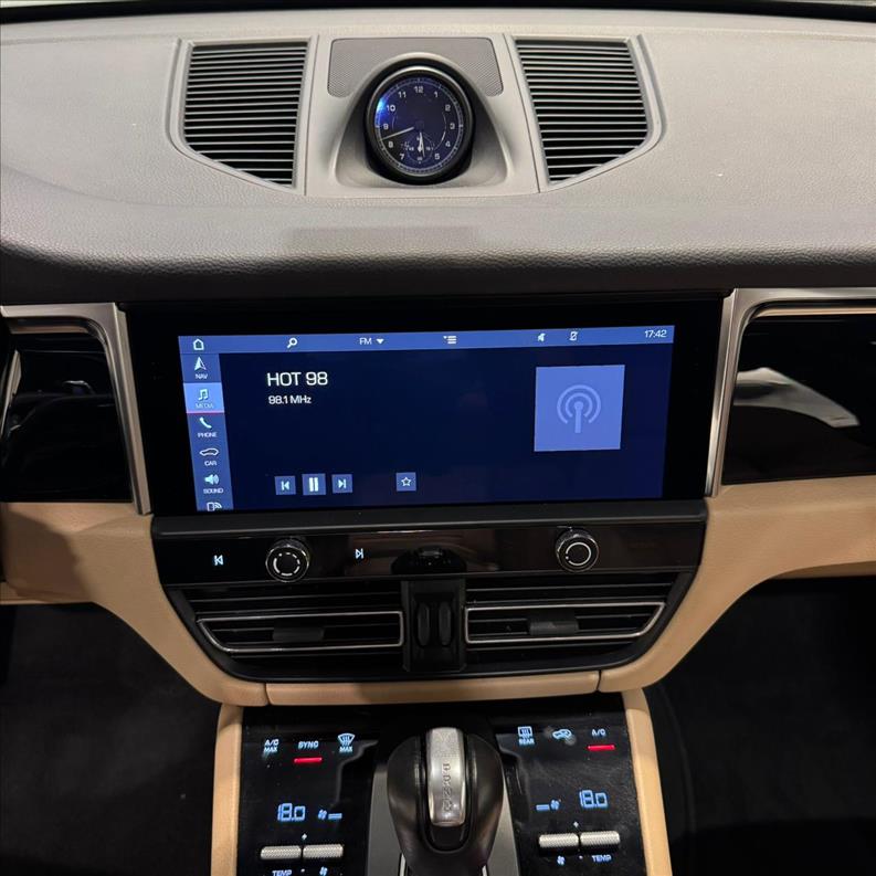 PORSCHE  MACAN   2.0 Turbo  - 1124679
