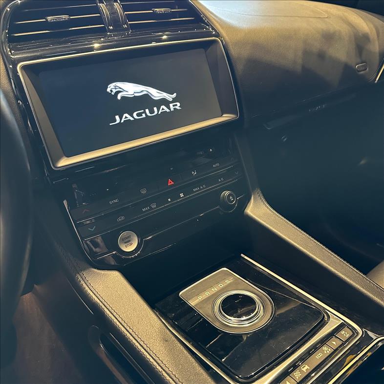 JAGUAR  F-PACE   2.0 16V Ingenium Prestige AWD  - 11299
