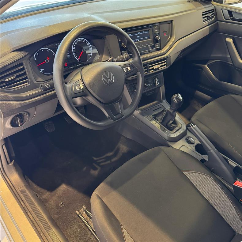 VOLKSWAGEN  POLO   1.0 MPI Track  - 19490