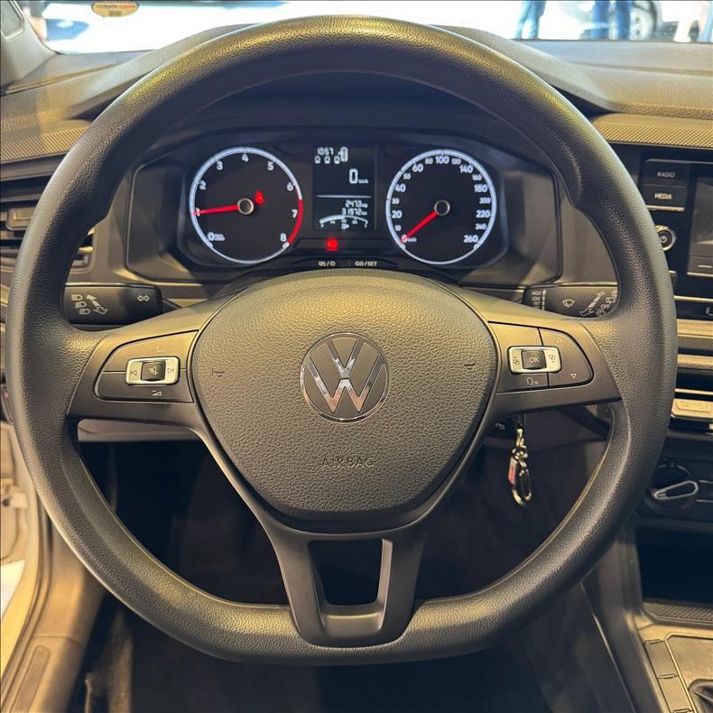 VOLKSWAGEN  POLO   1.0 MPI Track  - 19512