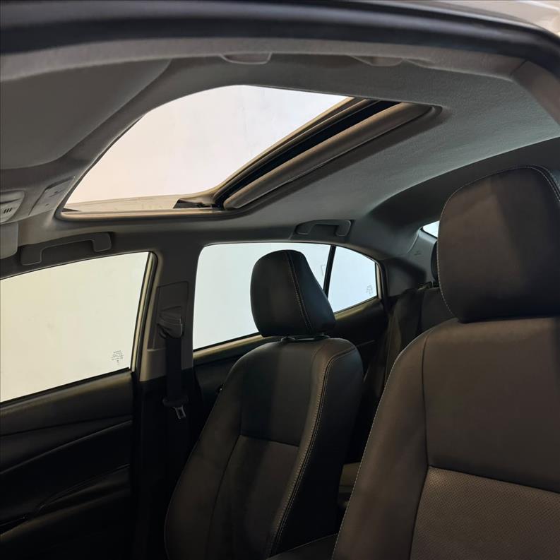 TOYOTA  YARIS   1.5 16V Sedan XLS  - 3686581