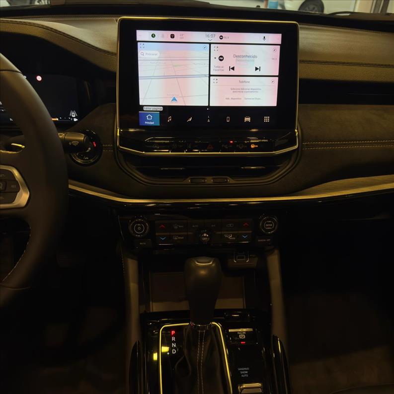 JEEP  COMMANDER   2.0 Hurricane 4 Turbo Blackhawk  - 450