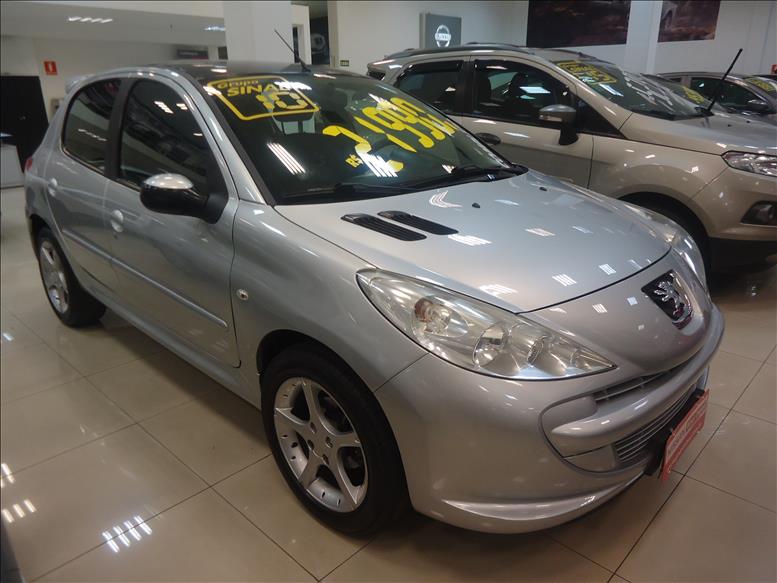 Peugeot 207 1.4 XR 8V
