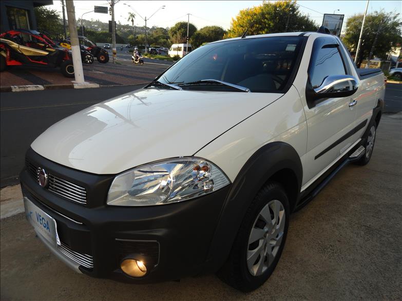 FIAT STRADA 1.4 MPI Hard Working CS 8V