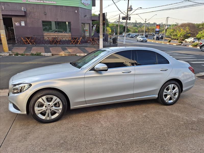 MERCEDES-BENZ C 180 1.6 CGI AvantgardeVega Veículos - Venda de Carros Novos e Semi Novos