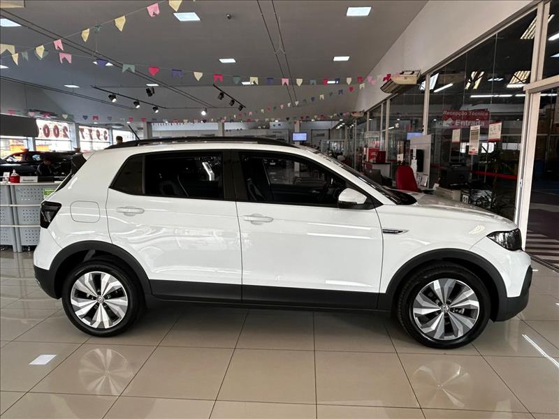  T-CROSS 