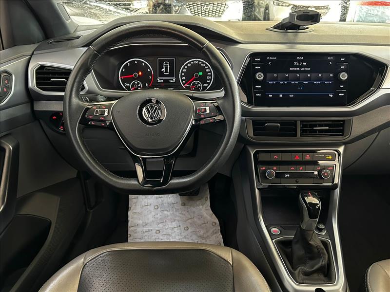  T-CROSS 