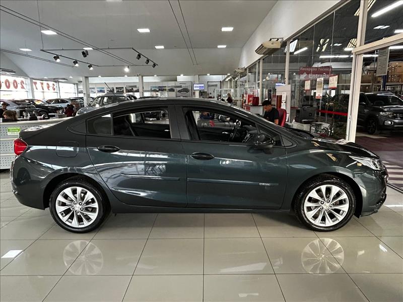  CRUZE 
