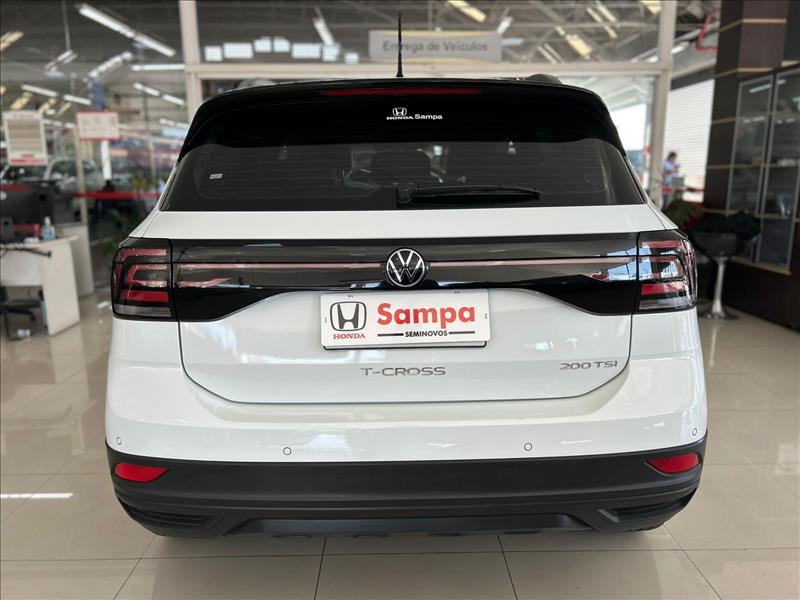  T-CROSS 