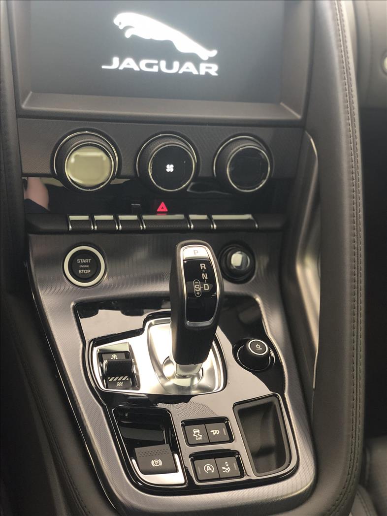 JAGUAR F-TYPE 2.0 P300 R-dynamic Coupé