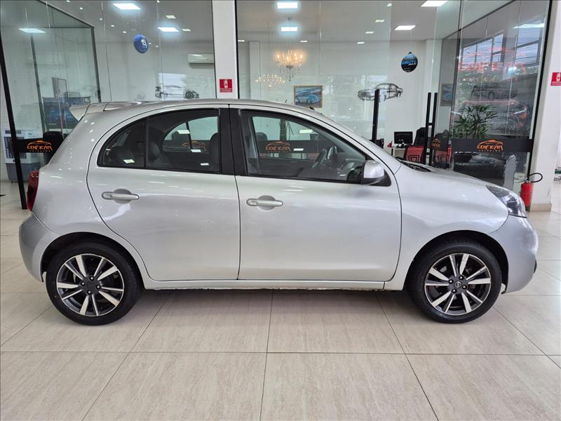 Nissan March 1.6 SL 16vstart