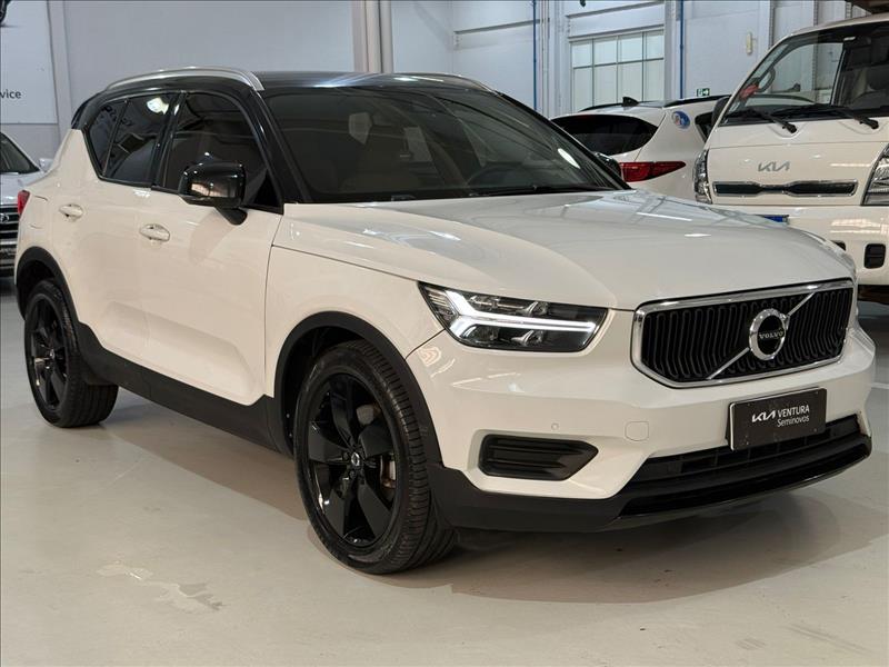 2.0 T5 Momentum AWD Geartronic