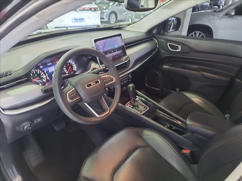  COMPASS  1.3 T270 Turbo Longitude 4