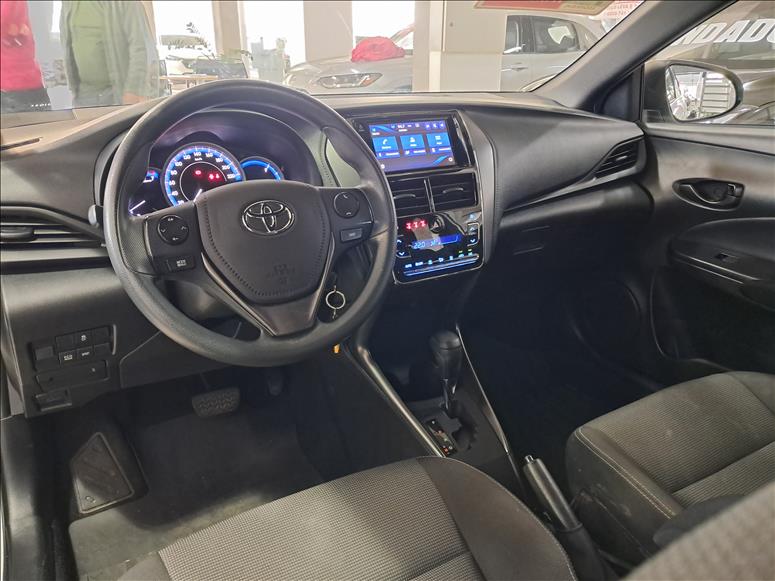  YARIS  1.5 16V XL 5