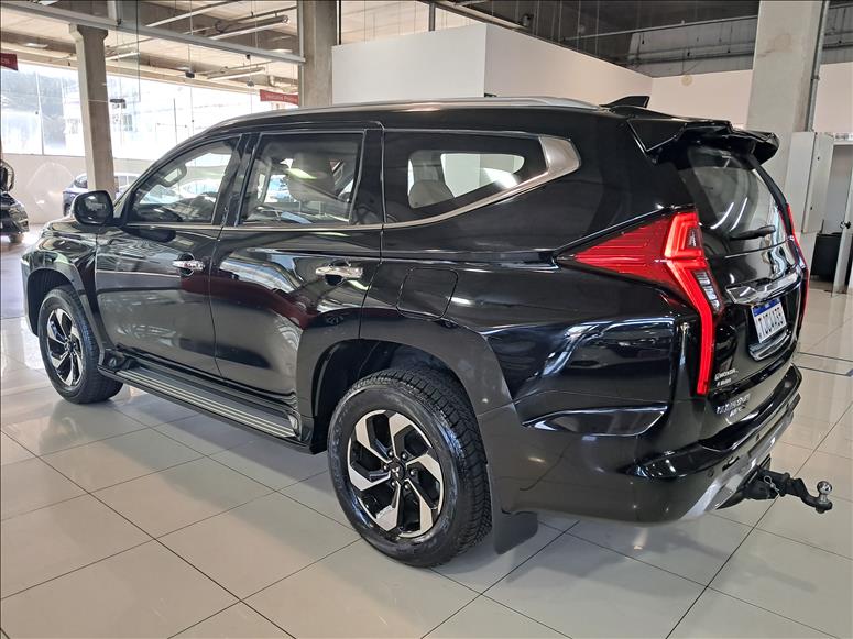  PAJERO SPORT  2.4 16V Mivec Turbo Hpe-s AWD 3