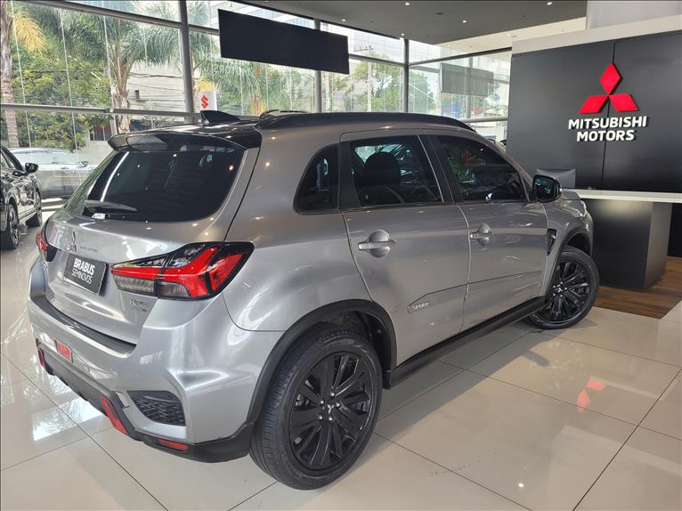 Mitsubishi-OUTLANDER SPORT-2.0 Mivec HPE Black Edition AWD
