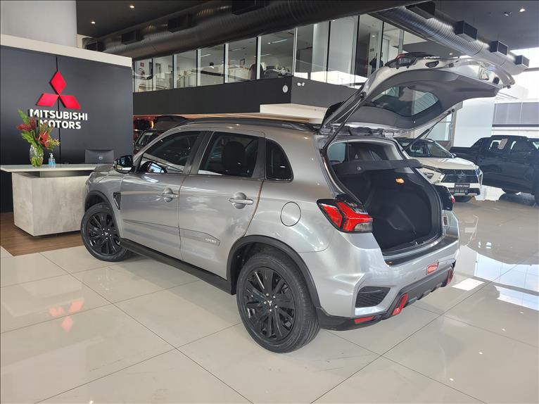 Mitsubishi-OUTLANDER SPORT-2.0 Mivec HPE Black Edition AWD