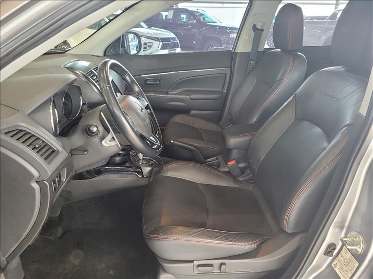 Mitsubishi-OUTLANDER SPORT-2.0 Mivec HPE Black Edition AWD