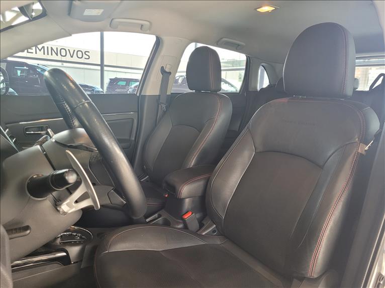 Mitsubishi-OUTLANDER SPORT-2.0 Mivec HPE Black Edition AWD