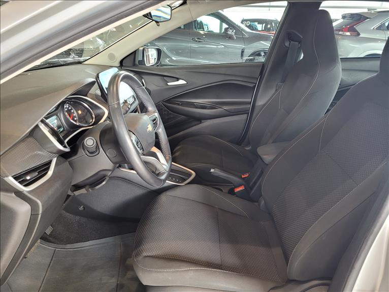 GM - Chevrolet-ONIX-1.0 Turbo Plus LT