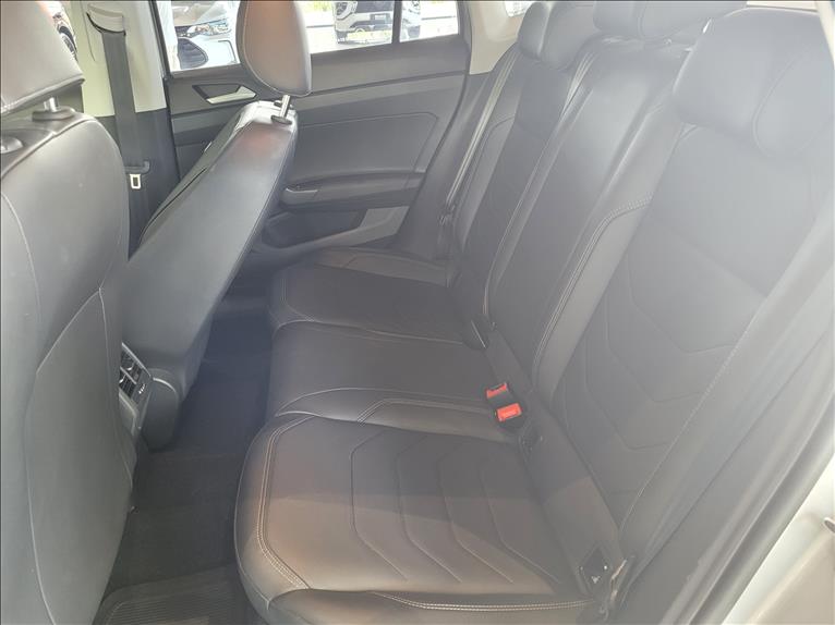 VW - Volkswagen-VIRTUS-1.0 200 TSI Comfortline