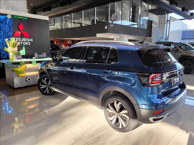 Volkswagen-T-CROSS-1.4 250 TSI Highline