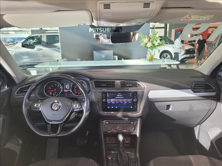 VW - Volkswagen-TIGUAN-1.4 250 TSI Allspace