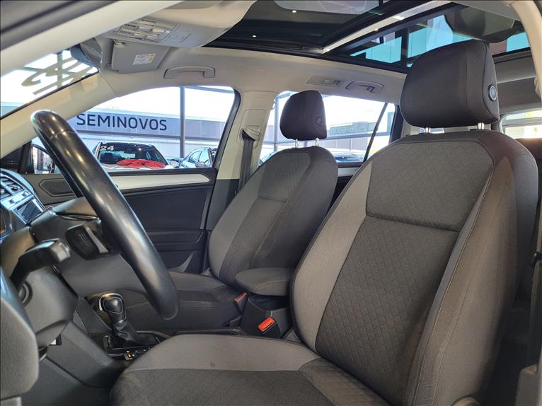 VW - Volkswagen-TIGUAN-1.4 250 TSI Allspace