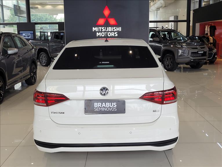 VW - Volkswagen-VIRTUS-1.0 200 TSI Comfortline