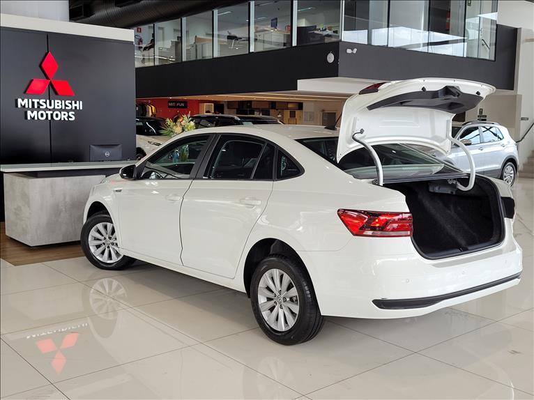 VW - Volkswagen-VIRTUS-1.0 200 TSI Comfortline